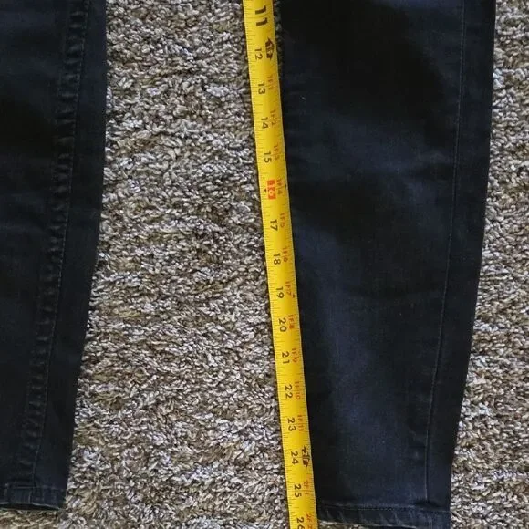 True Religion Skinny Jeans - Picture 8 of 9